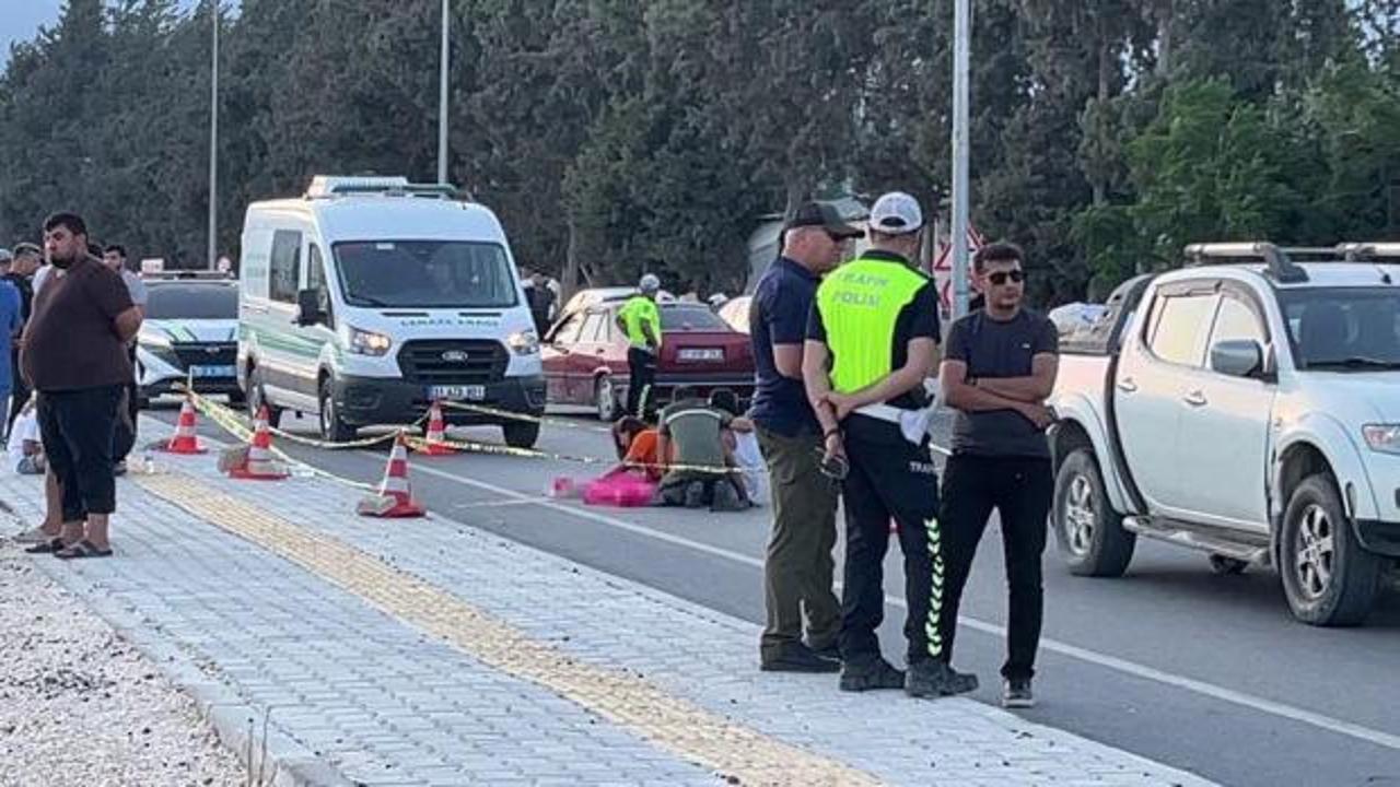 Hatay'da trafik kazası sonucu hayatını kaybeden çocuğun bulunduğu kaza yeri.