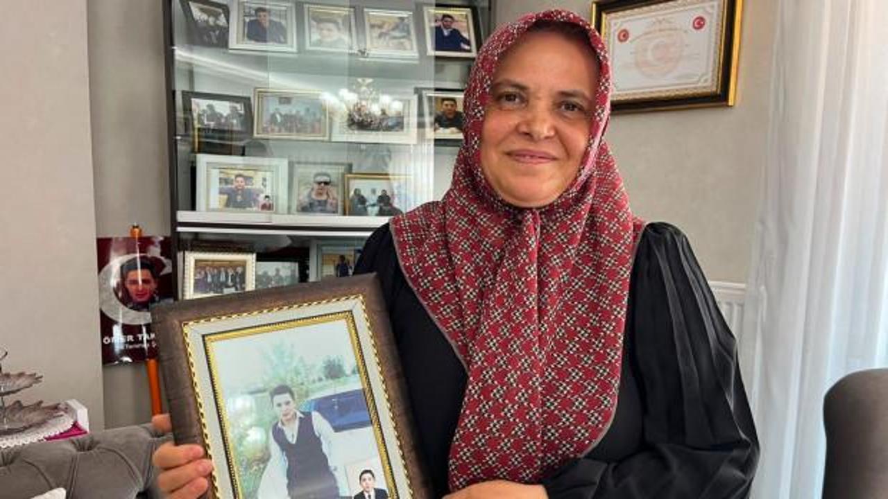 Ömer Takdemir'in annesi Ayfer Takdemir'in konuşmasından bir kare.