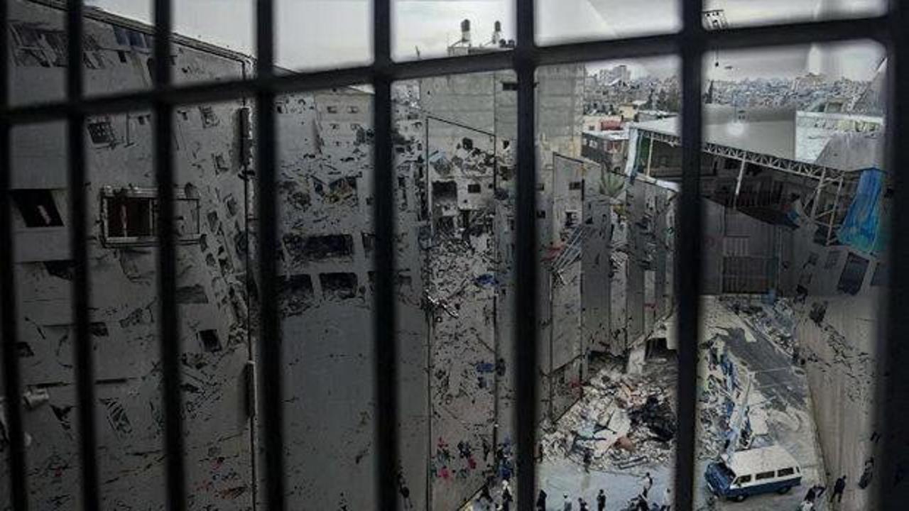 Osman Said Ahmed Said, İstanbul'da düzenlenen basın toplantısında açıklamalarda bulunuyor.