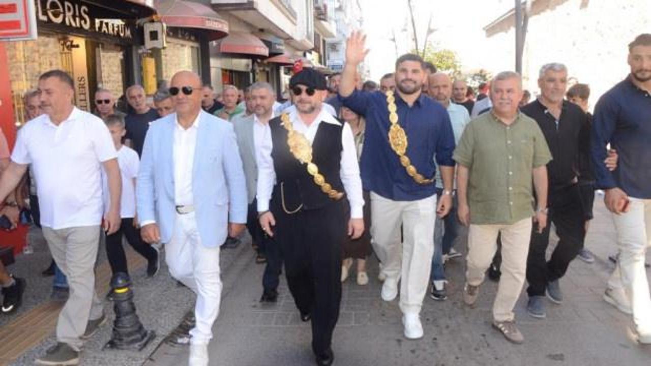 Kırkpınar şampiyonu Erkan Taş'a memleketinde g&ouml;rkemli karşılama