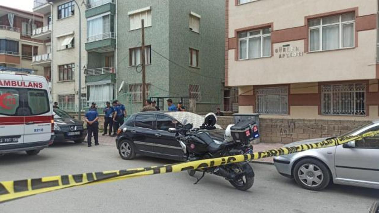 Konya'daki cinayet olayına müdahale eden polis ve sağlık ekipleri