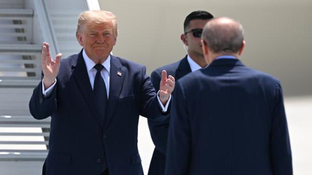Cumhurbaşkanı Erdoğan, ABD Başkanı Trump ve İsrail Başbakanı Netanyahu'nun görselleriyle desteklenen haberin başlığı.
