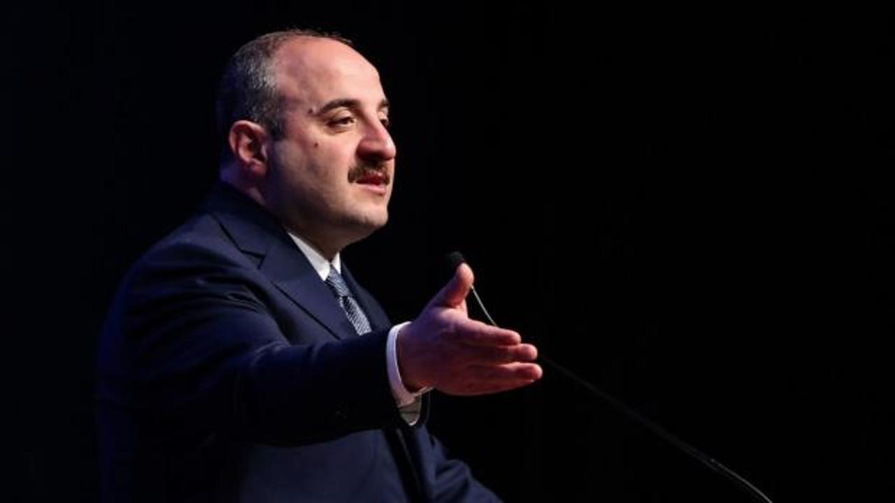 Mustafa Varank ve Hüseyin Çelik'in siyasi tartışması