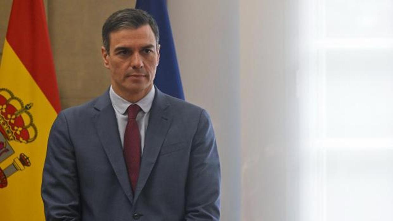 Cebelitarık sınır kapısının kaldırılması töreninden bir görüntü
