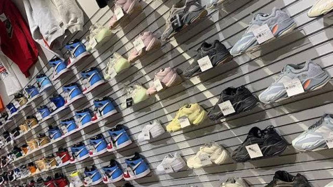 Popüler spor ayakkabı zinciri A Sneaker City'nin Albany işletmesi iflas koruması talebinde bulundu.