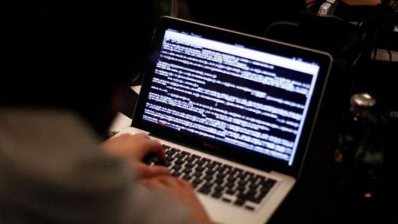 TBMM'de suça sürüklenen çocuklar için yeni yasa teklifi görüşülüyor, dijital denetim ve rehabilitasyon vurgusu yapılıyor.