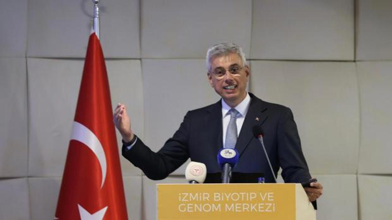 Sağlık Bakanlığı yetkilileri İzmir Biyotıp ve Genom Merkezi'ni ziyaret etti.