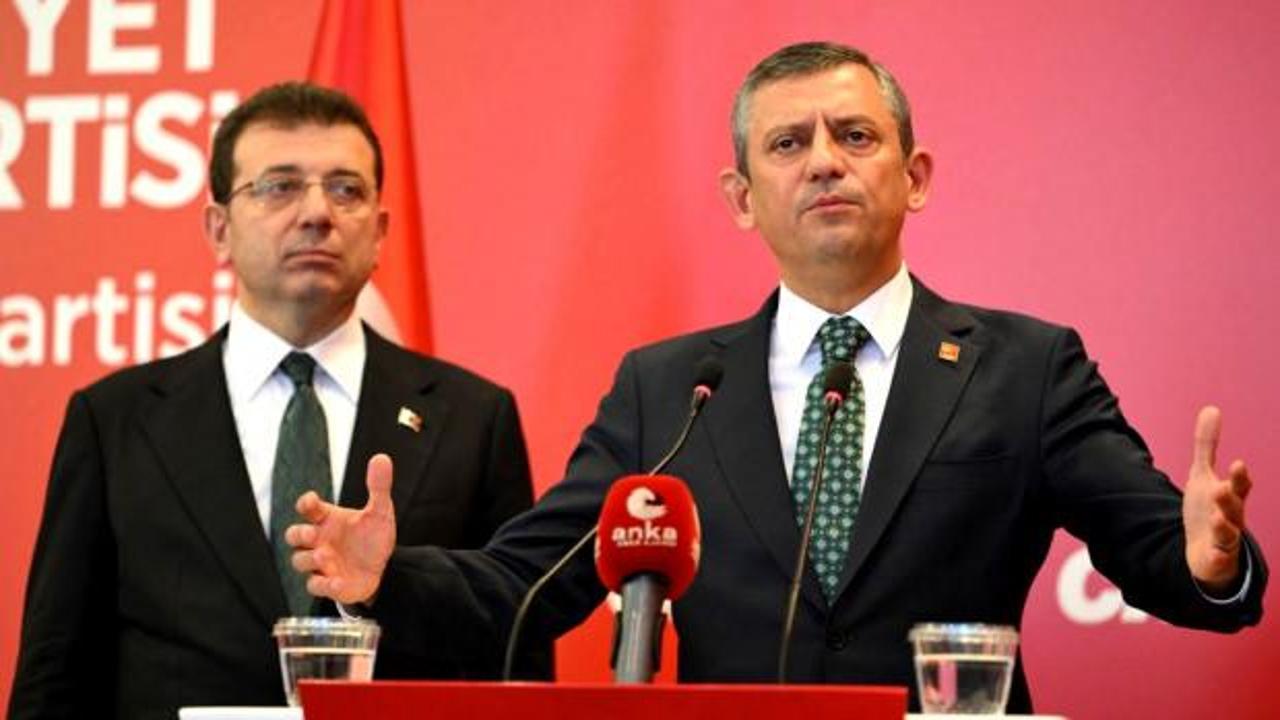 CHP Grup Başkanı Özgür Özel'in yeni parti kurma hazırlıkları ve parti içi dinamikler.