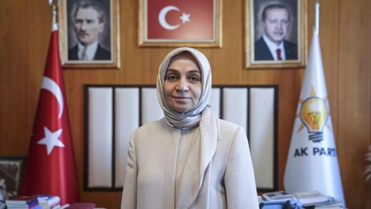 AK Parti Grup Başkanvekili Leyla Şahin Usta açıklama yaparken çekilmiş fotoğrafı.