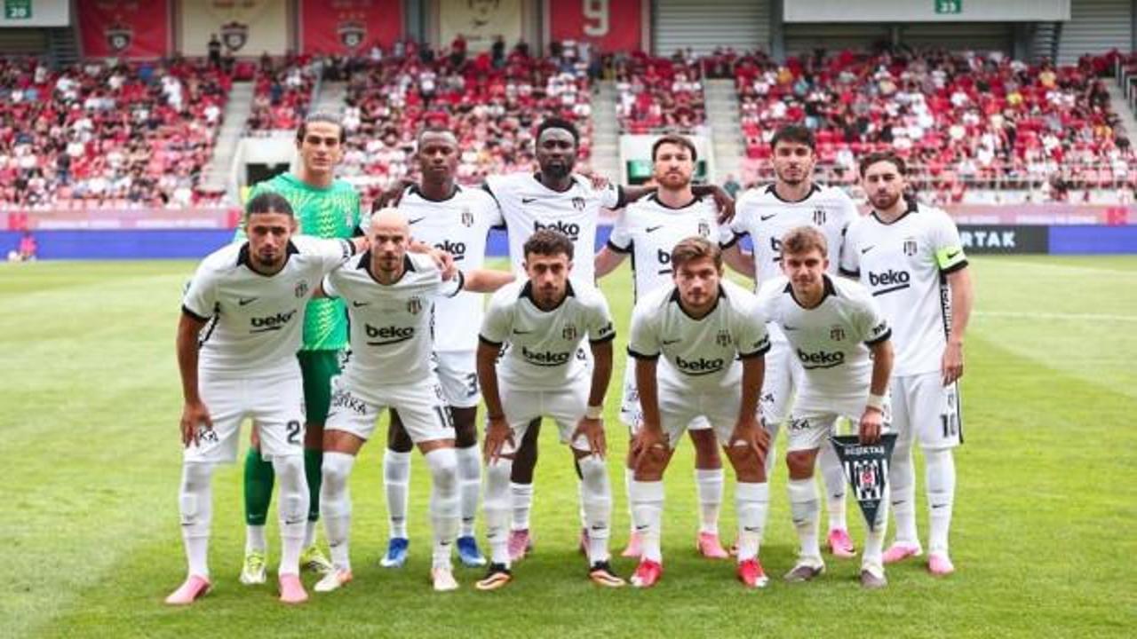 Beşiktaş'ın UEFA kadrosu belli oldu, yeni transfer Trossard listede yer almadı.