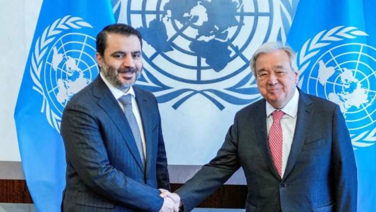 BM Genel Sekreteri Antonio Guterres, Suriye'nin başkenti Şam'da Dışişleri Bakanı Esad Hasan Şeybani tarafından karşılanıyor.