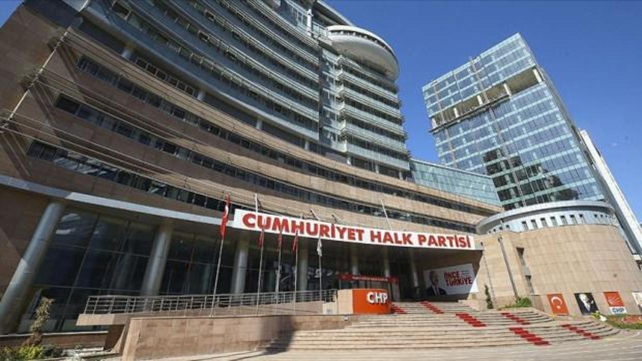 CHP İstanbul İl Başkanlığı binası ve parti logosu