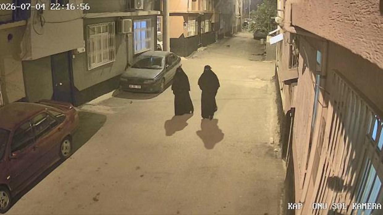 Film gibi soygun: &Ccedil;arşafla keşif yapıp, 40 dakikada servet &ccedil;almışlar!