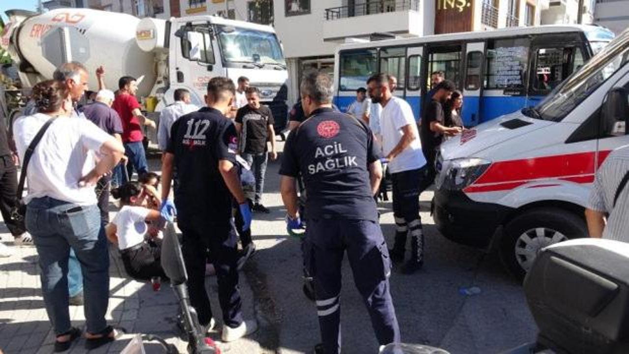 Malatya'da freni boşalan minibüsün karıştığı zincirleme kaza sonrası olay yeri.