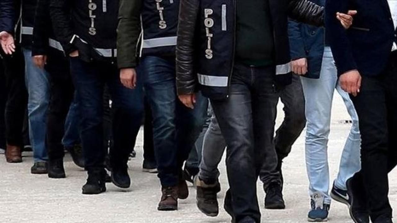 Yasa dışı bahis soruşturması kapsamında adliyeye getirilen şüpheliler