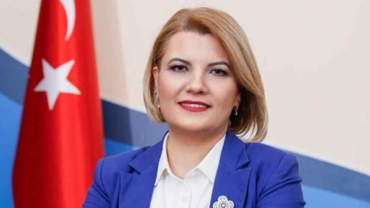 İzmit Belediye Başkanı Fatma Kaplan Hürriyet'in gözaltına alınmasıyla ilgili haber