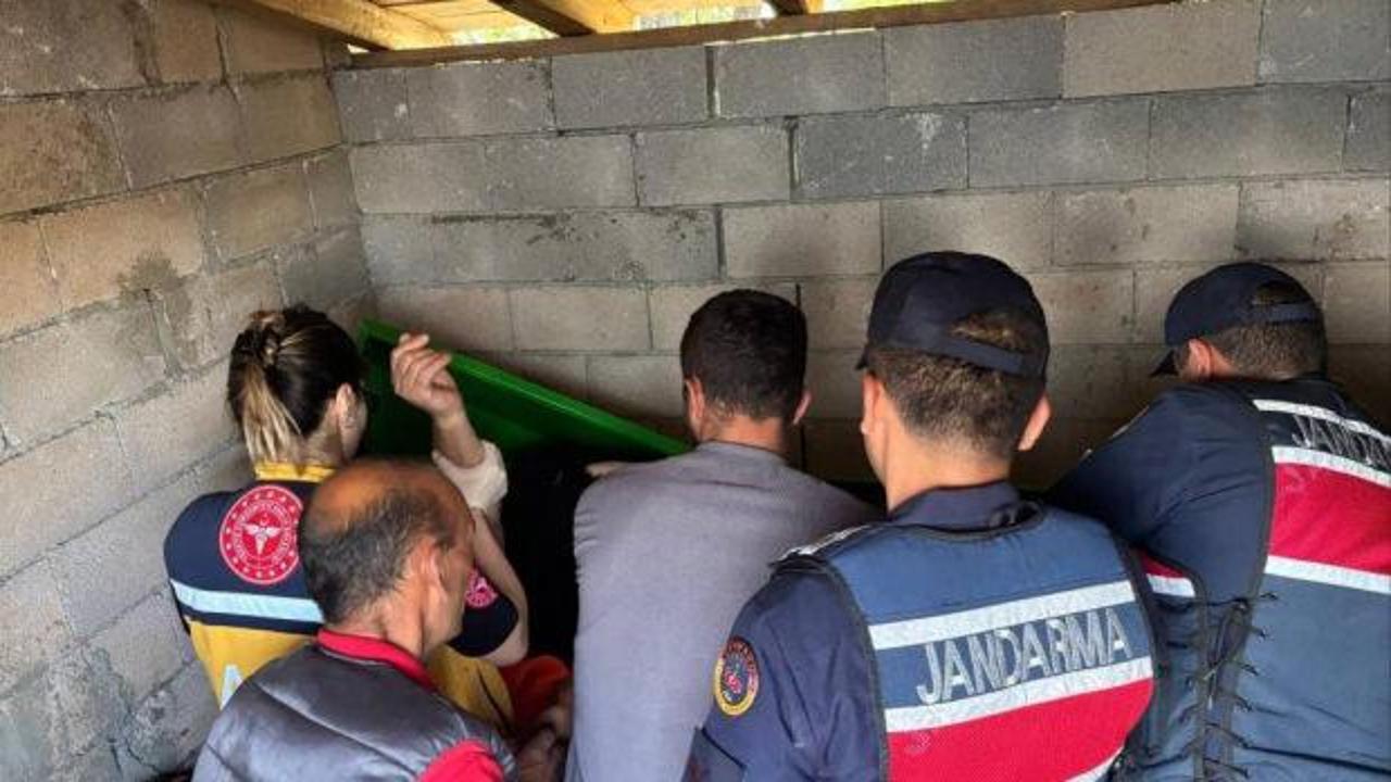 Mezarlık deposunda bulunan tabut.