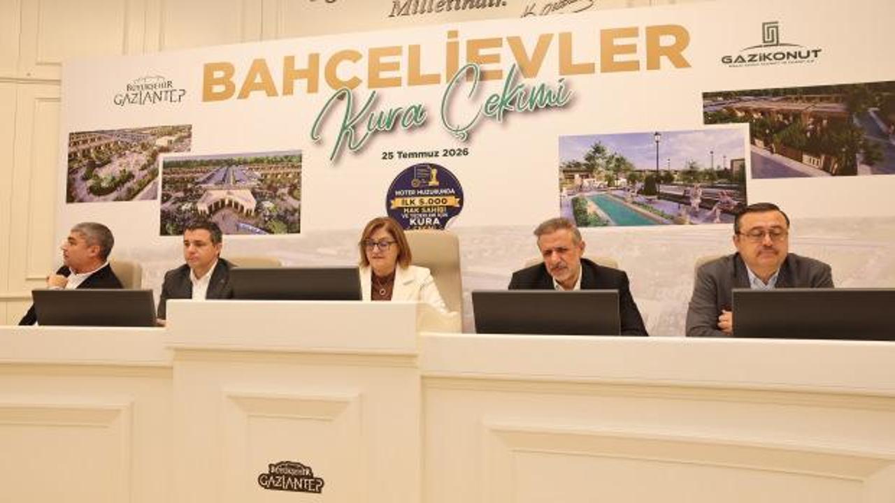 Gaziantep Bahçelievler Projesi kura çekimi töreninden genel görünüm.