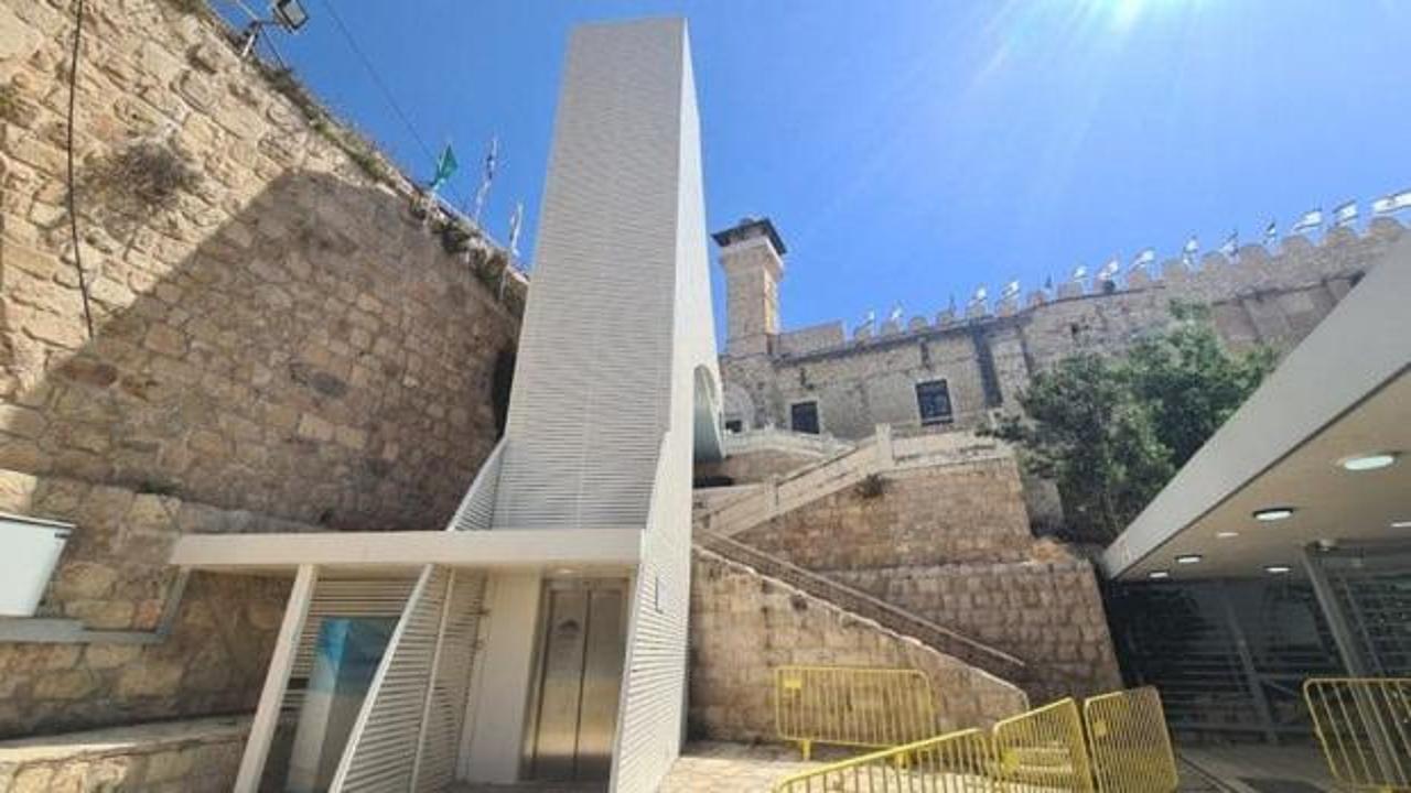 Spiritüeller Maneviyatlılar Derneği Başkanı Hülya Kavuzlu'nun İbrahim Camii ile ilgili açıklaması.