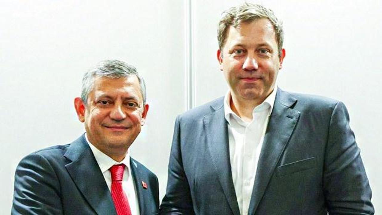 Lars Klingbeil, Özgür Özel'in yeni partisine destek verdiğini açıkladı.