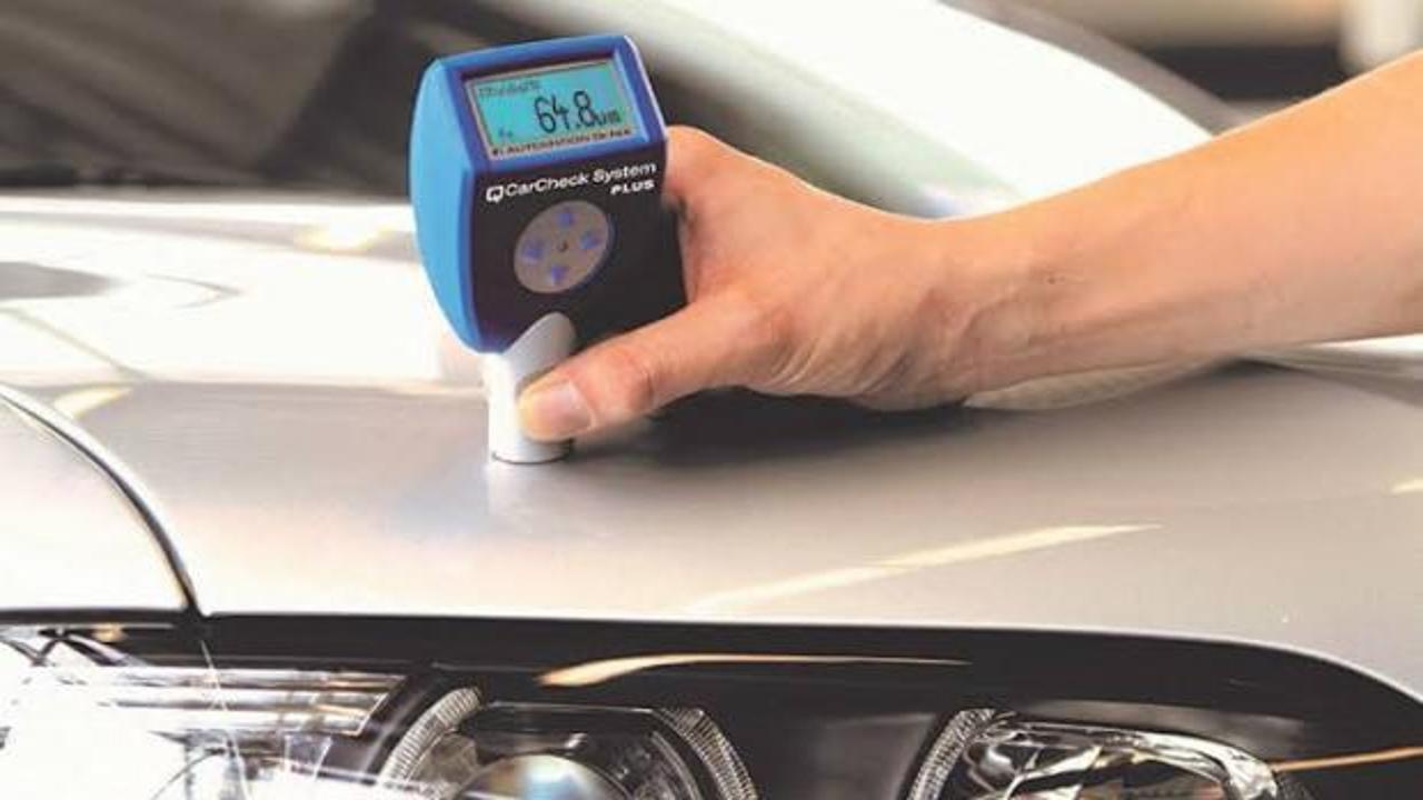 Sıfır kilometre otomobilin boyalı olduğu ortaya çıktıktan sonra Yargıtay'a taşınan bir dava sonucu değer kaybı tazminatına hükmedildiğini gösteren görsel.