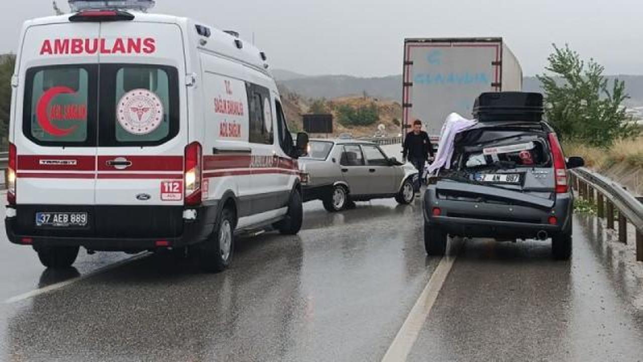 Tosya'da art arda 3 ayrı zincirleme kaza: 1 &ouml;l&uuml;, 12 yaralı