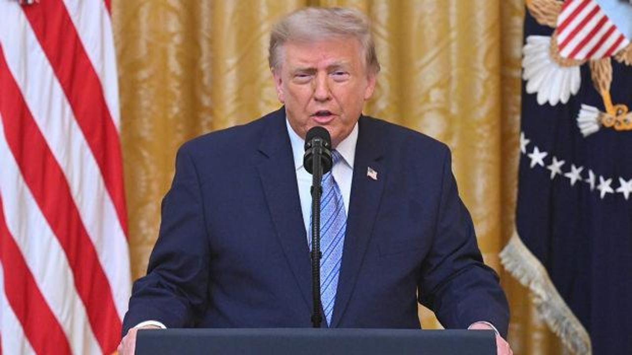 ABD Başkanı Donald Trump'ın konuşma yaparken çekilmiş fotoğrafı.