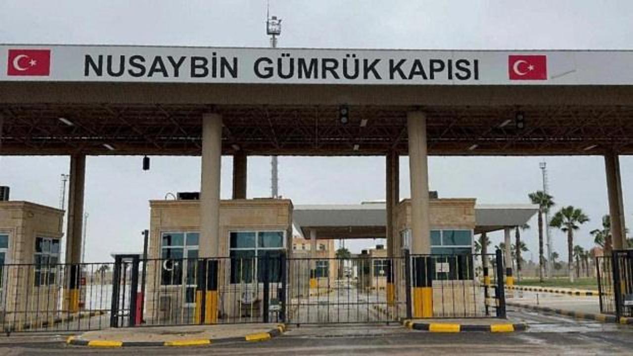 Ticaret Bakanı Ömer Bolat ve Suriye Sınır Kapıları ve Gümrükler Genel İdaresi Başkanı Kuteybe Ahmed Bedevi'nin toplantıdan bir görüntüsü.
