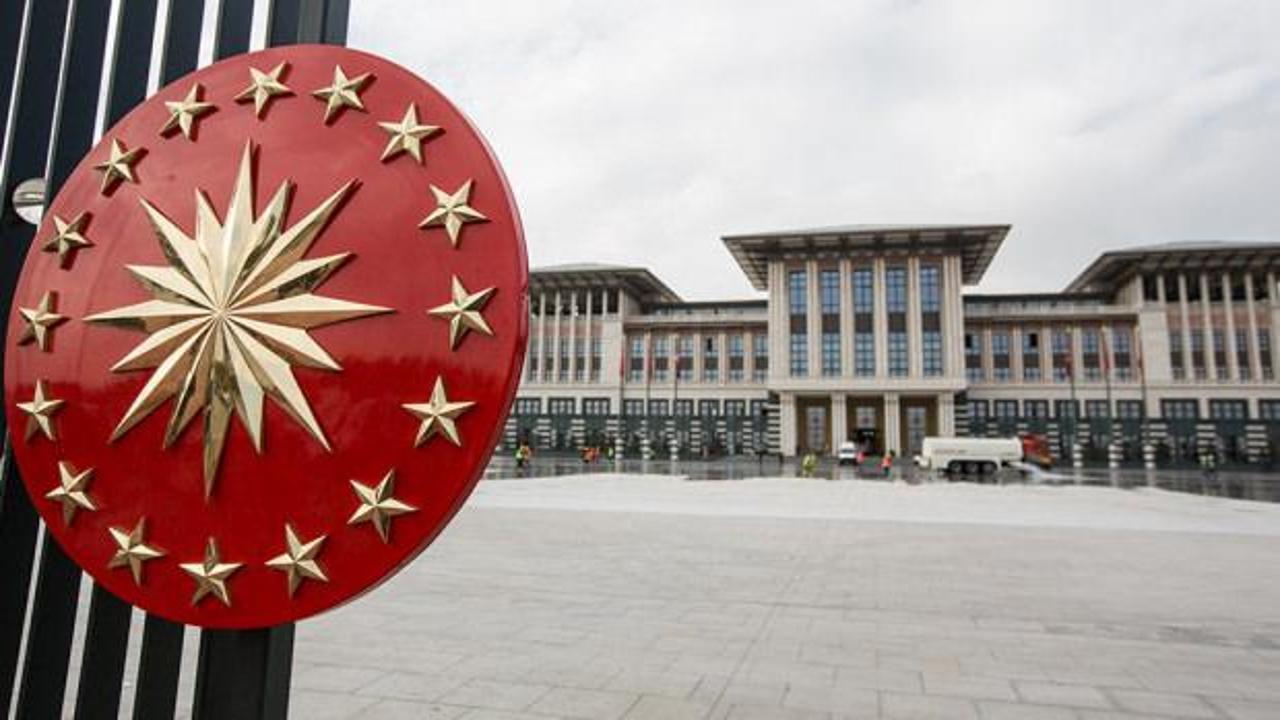 Yeni Parti'nin logosu g&uuml;ndem oldu! Cumhurbaşkanı Başdanışmanı'ndan olay benzetme