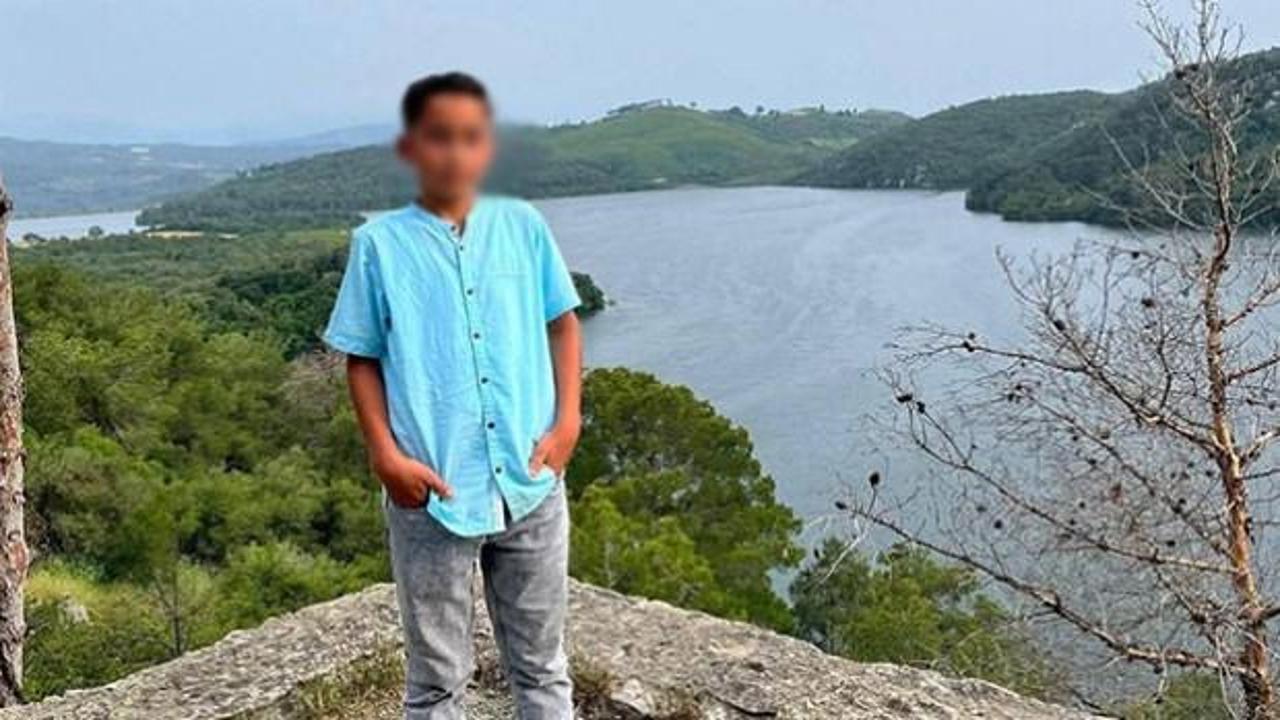 Adana'da evlerinin damından düşen 12 yaşındaki Oğuzhan Büyümez'in cansız bedeni morga kaldırıldı.