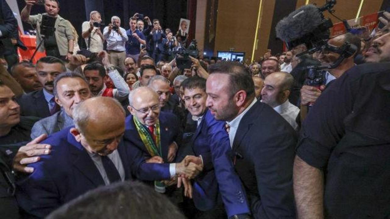 Biz bu mizansenlere Ekrem’den alışkınız!