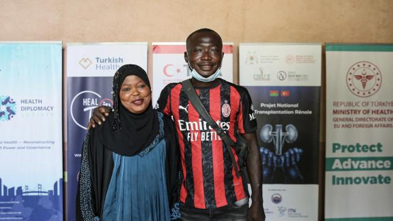 Burkina Faso'da T&uuml;rk doktorların şifa eli: B&ouml;brek nakli olan hasta sağlığına kavuştu