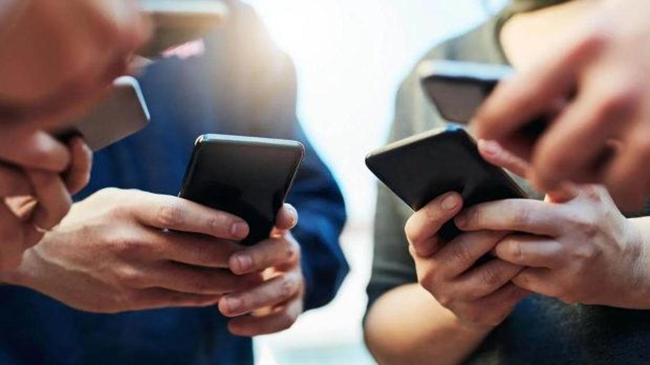Dijital dünyada korunması gereken emanetler konulu bir görsel