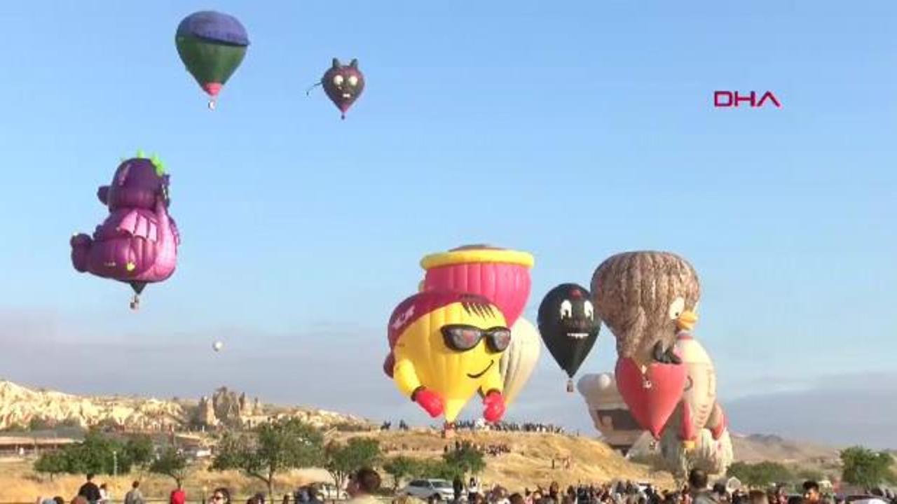 Kapadokya&rsquo;da fig&uuml;rl&uuml; balonlar, g&ouml;ky&uuml;z&uuml;n&uuml; renklendirdi