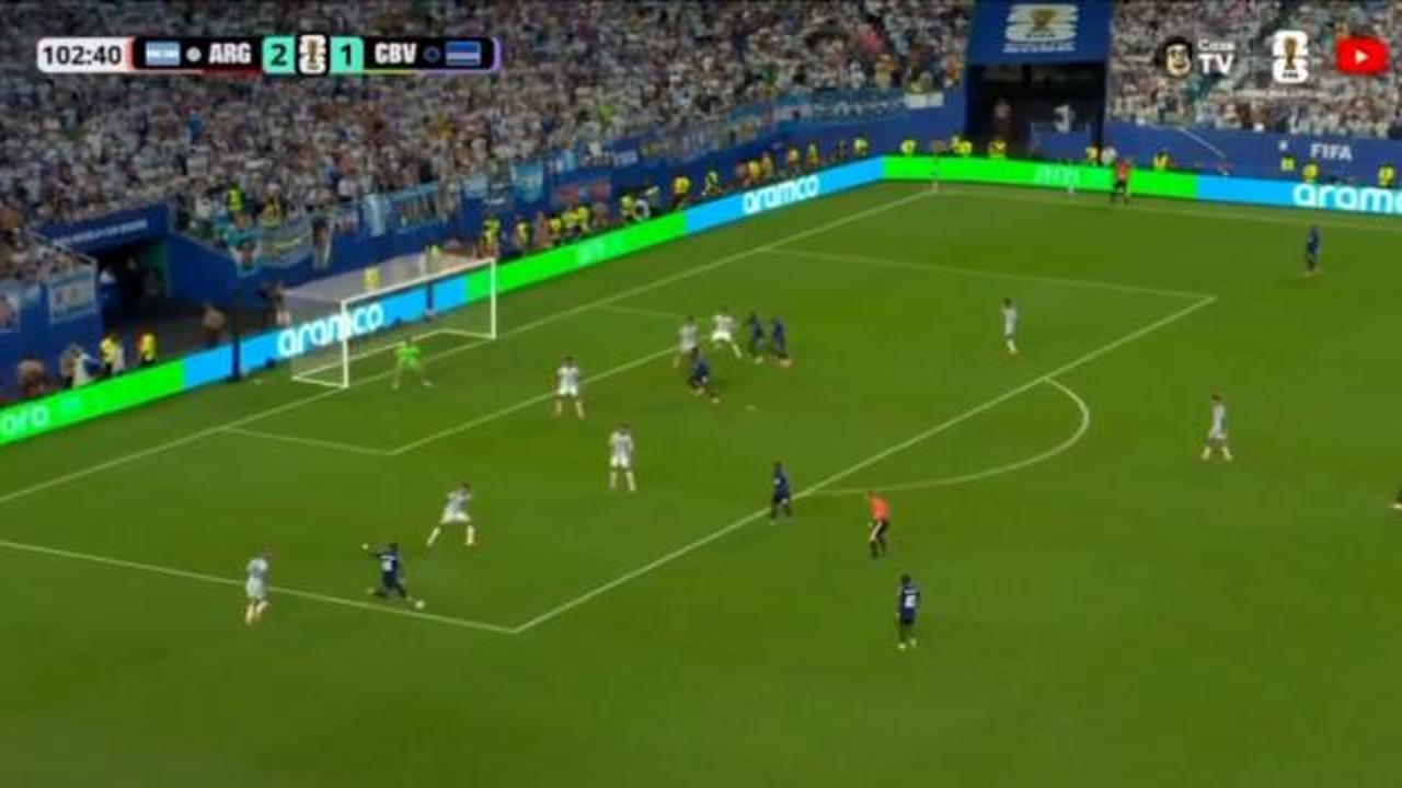 Trabzonsporlu Cabral'ın gol&uuml; "D&uuml;nya Kupası'nın en g&uuml;zel gol&uuml;" se&ccedil;ildi