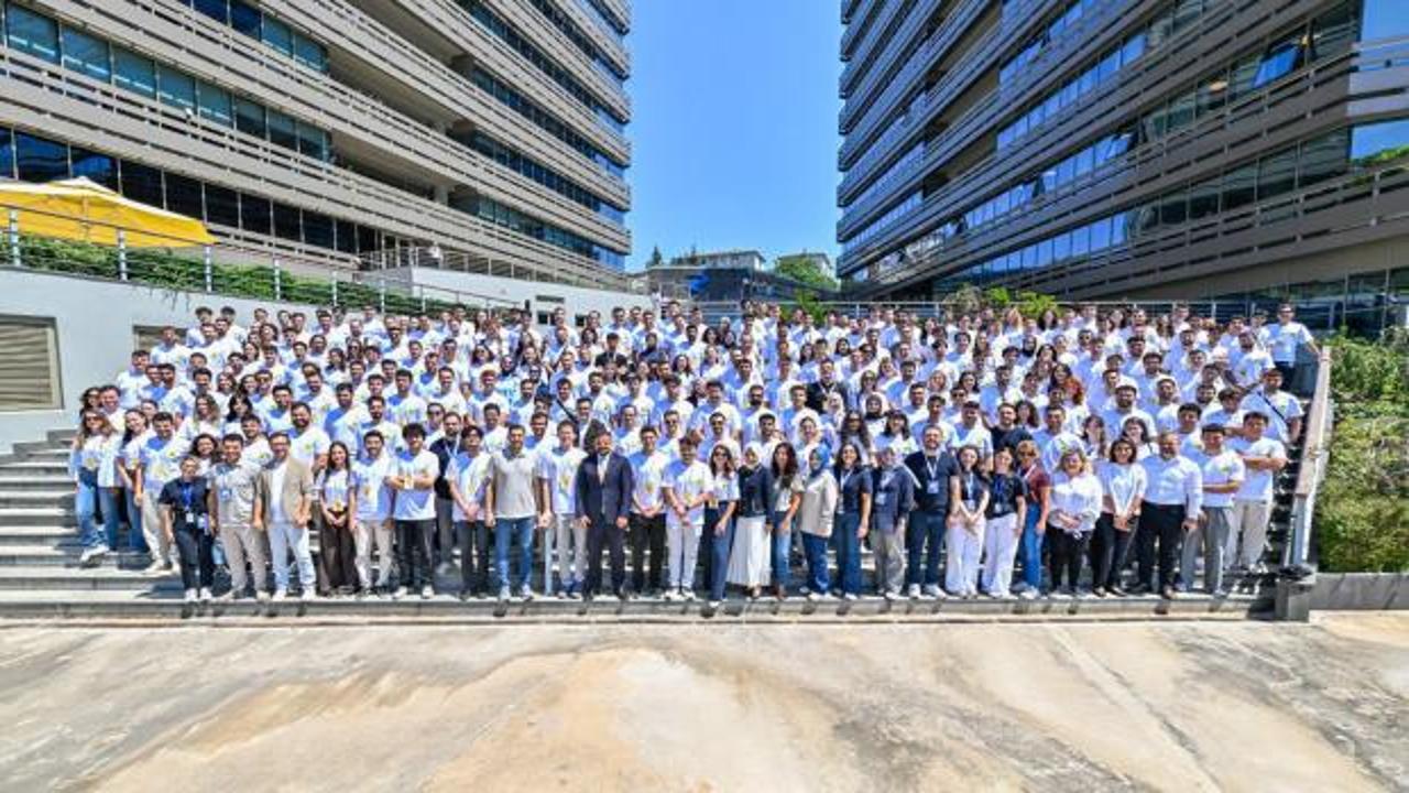 252 gen&ccedil; yetenek kariyerlerine ilk adımı Turkcell&rsquo;de attı