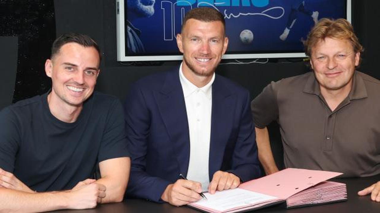 40 yaşındaki Dzeko'dan 1 yıllık imza