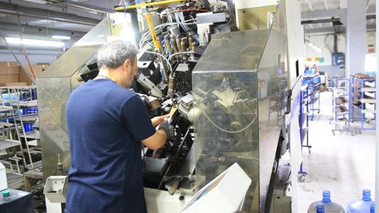 Ayakkabı &uuml;retiminde yapay zeka devrimi: 10 kat daha fazla &uuml;retim!