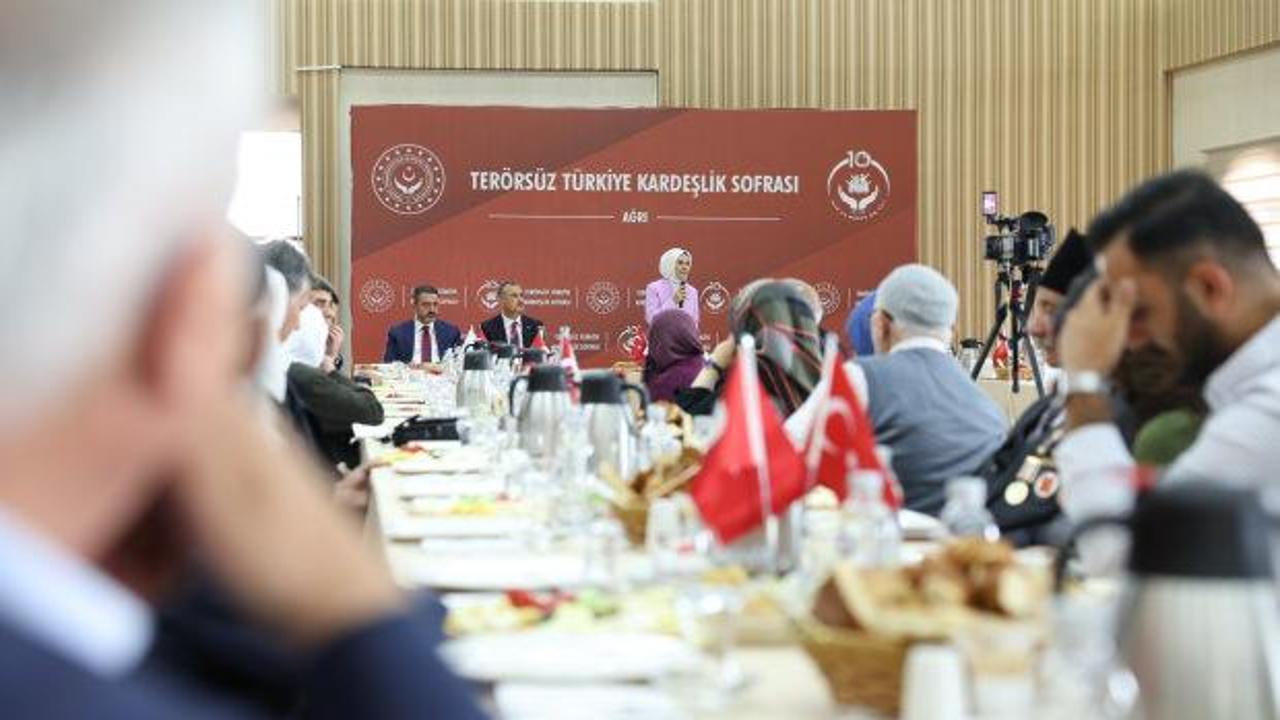 Bakan G&ouml;ktaş şehit aileleri ve gazilerle &ldquo;Ter&ouml;rs&uuml;z T&uuml;rkiye Kardeşlik Sofrası&rdquo;nda buluştu