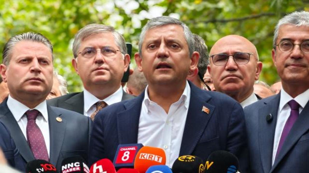 CHP'de g&ouml;zler belediyelerde! 230 belediye başkanı Yeni Parti'ye ge&ccedil;iyor