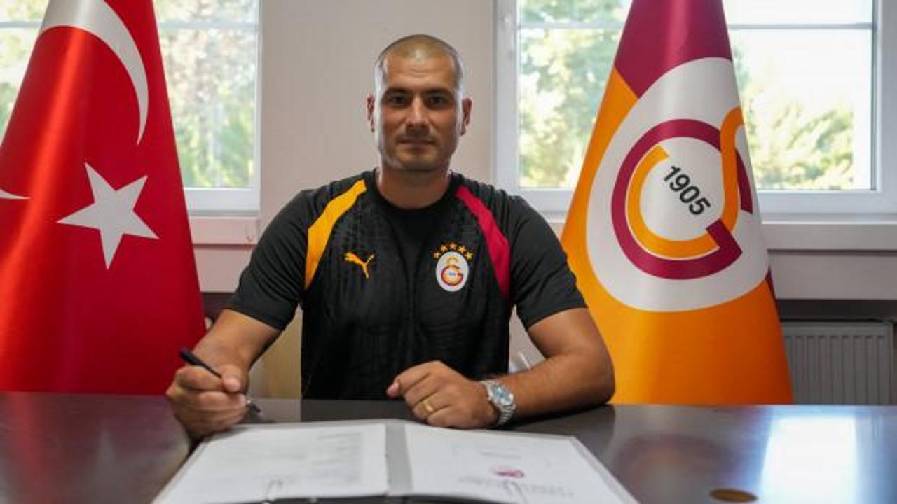 Eren Derdiyok yıllar sonra Galatasaray'a d&ouml;nd&uuml;!