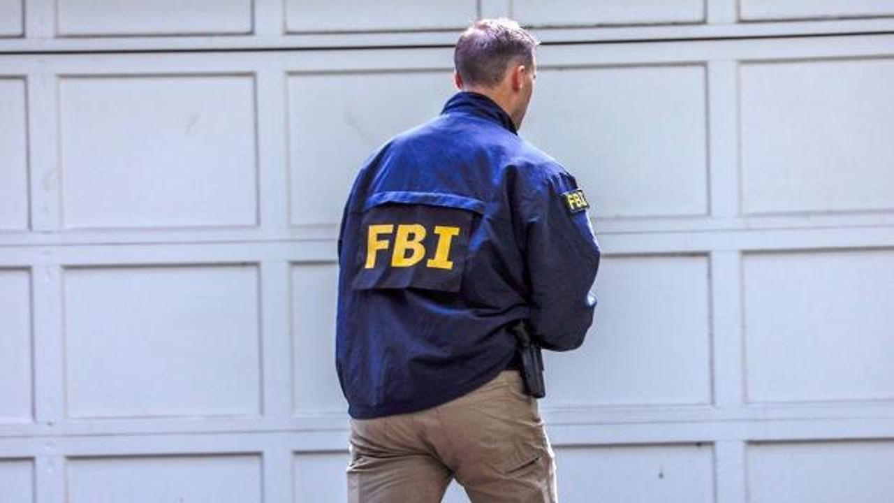 FBI ajanına zimmete para ge&ccedil;irme soruşturması
