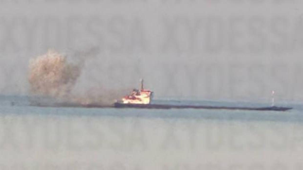 Karadeniz'de saldırı: Rusya gemileri vurdu