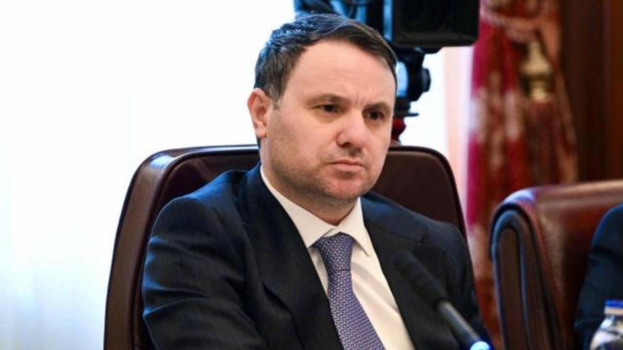 &Ouml;zg&uuml;r &Ouml;zel, Bakan G&uuml;rlek'e tazminat &ouml;deyecek!