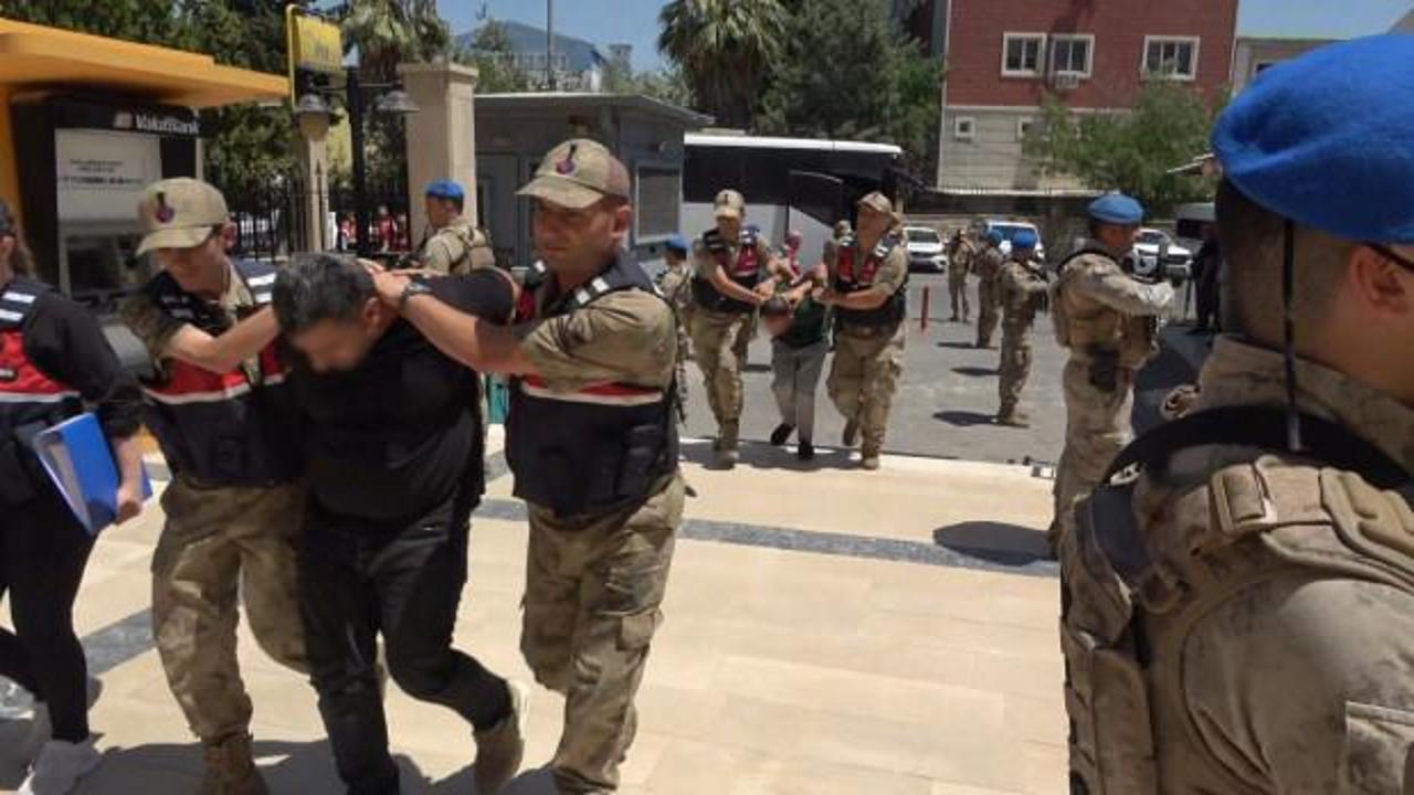 Şanlıurfa'da 12 kilo altın ile 2 milyon TL vurgun yapmışlardı! 8 ş&uuml;pheli tutuklandı
