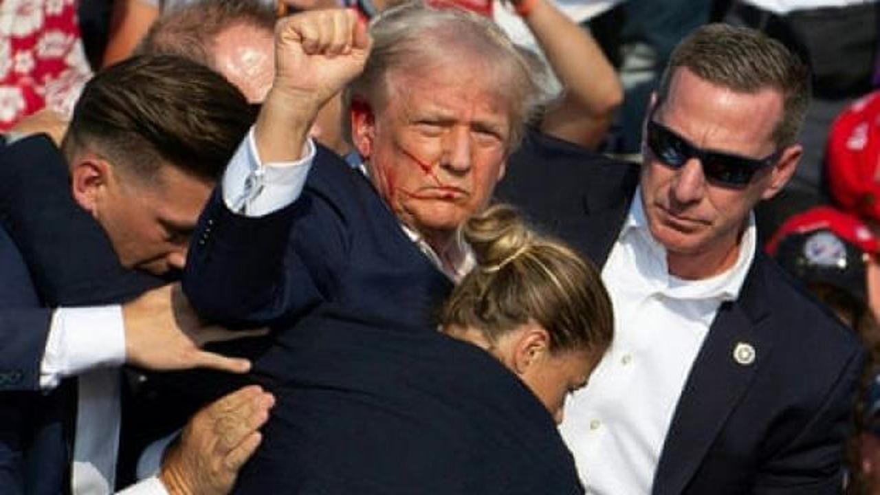 Trump'ın ziyareti &ouml;ncesi g&uuml;venlik alarmı! Golf kul&uuml;b&uuml; yakınında silahlı ş&uuml;pheli yakalandı