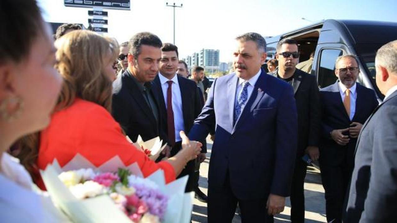 Bakan &Ccedil;ift&ccedil;i, Diyarbakır'da ziyaretlerde bulundu