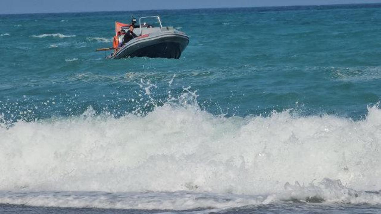 Denizde kaybolan Muhammet'in cansız bedeni 26 saat sonra bulundu