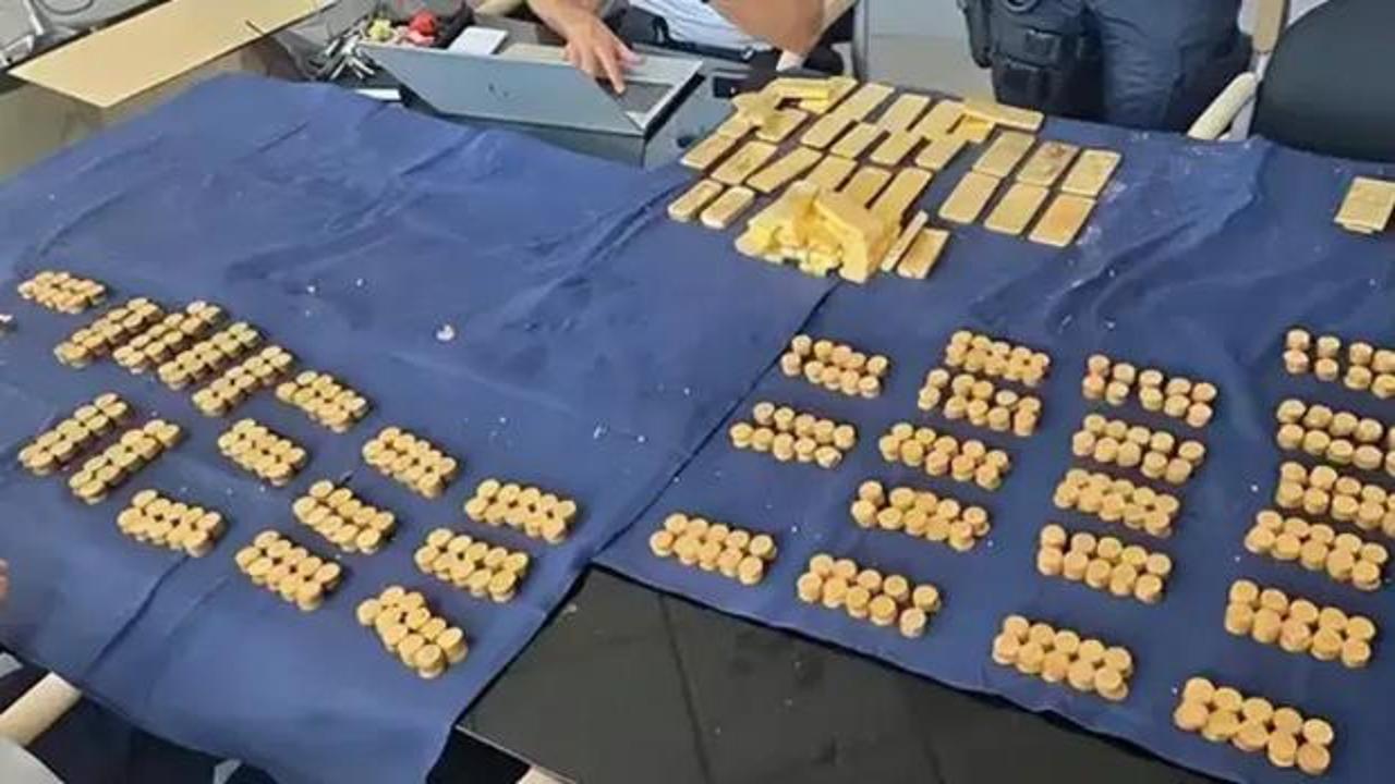 Duvardan &ccedil;ıkan 485 milyonluk sır: 18 yaşındaki iş&ccedil;i hazine buldu