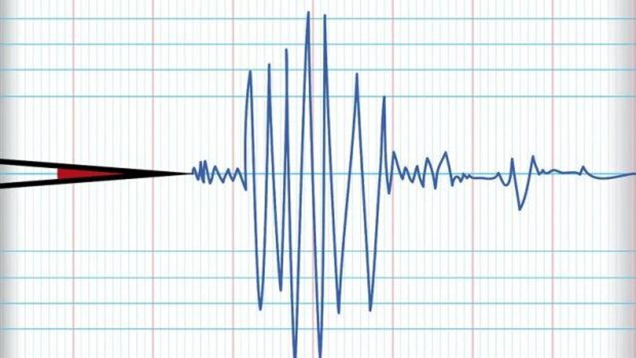 İzmir'de korkutan deprem!